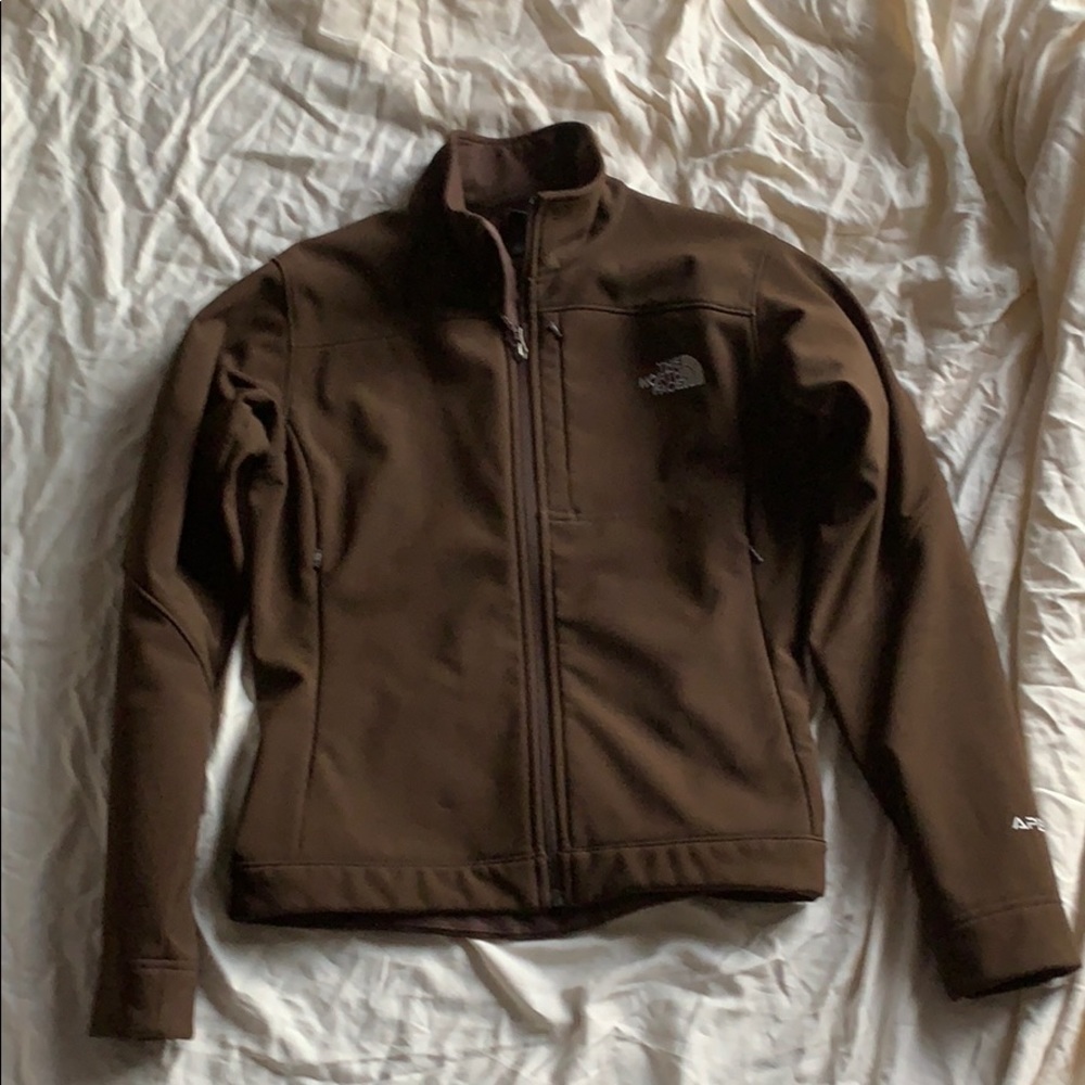 Brown Women’s North Face jacket size small